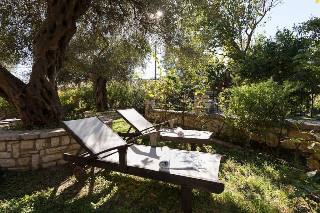 Anthoussa 4beds Family Appartement